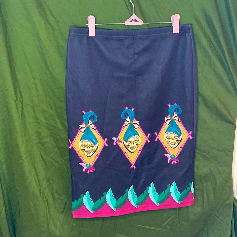 New Without Tags Oblong Box Shop Pencil Skirt - Tiki Print